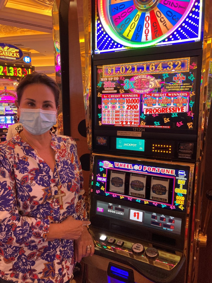 1 MILLION WHEEL OF FORTUNE JACKPOT WINNER AT THE RESORTS LAS